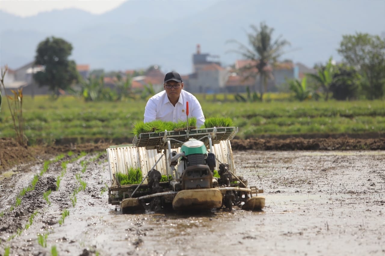 Percepatan Pompanisasi, Wamentan Sudaryono: Pemerintah Komitmen Kebijakan Pro-Petani