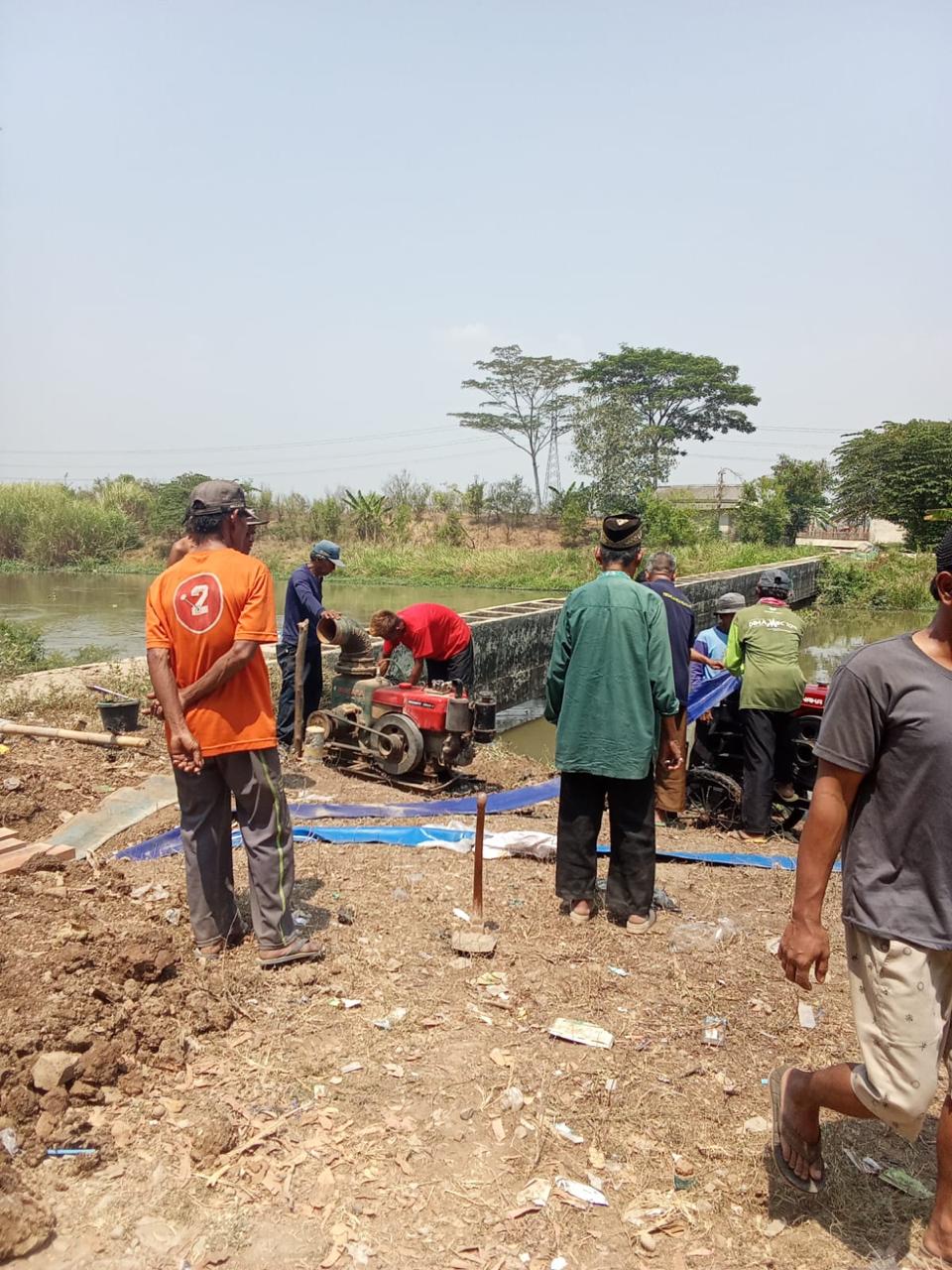 Kementan Bersama Pemkab Subang Gerak Cepat Pasang Pompa di Lahan Sentra Jawa Barat